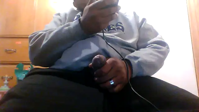 Snapshot of dro6969 chatting on November 5, 2025, 2:50 pm dro6969 online show from November 5, 2025, 2:50 pm