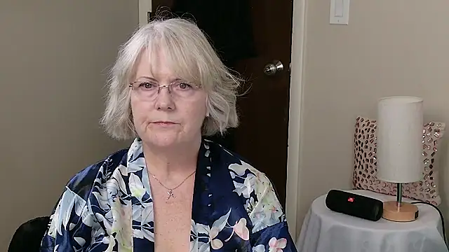 Kaitlyn Winters online show from January 15, 2025, 7:12 pm