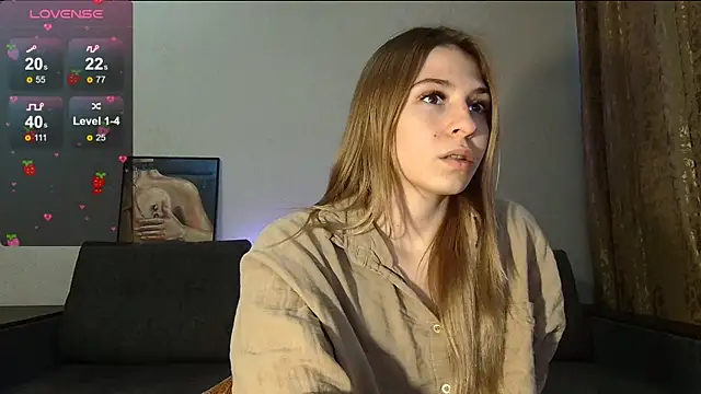 Snapshot of LovelyKatea chatting on February 7, 2025, 11:45 am LovelyKatea online show from February 7, 2025, 11:45 am