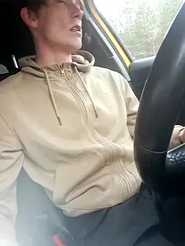 utoopia777 online show from April 4, 2026, 10:13 am