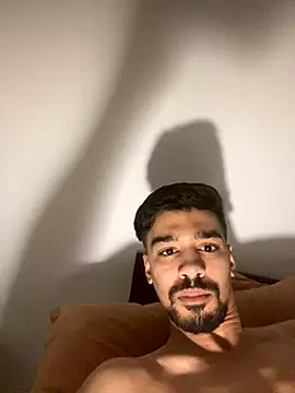 Snapshot of Hermanooooooo chatting on December 4, 2024, 11:19 am Hermanooooooo online show from December 4, 2024, 11:19 am