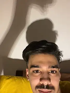 Snapshot of Hermanooooooo chatting on March 14, 2025, 5:27 am Hermanooooooo online show from March 14, 2025, 5:27 am