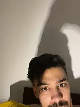 Snapshot of Hermanooooooo chatting on March 22, 2025, 8:29 am Hermanooooooo online show from March 22, 2025, 8:29 am