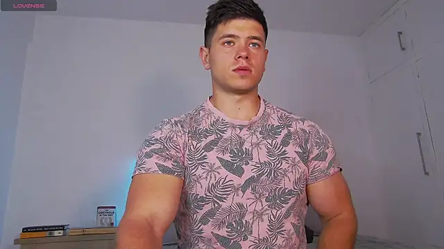 Arilas  online show from April 23, 2026, 7:20 am