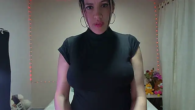 candycarson1 online show from February 26, 2025, 6:04 am