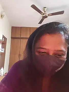 Snapshot of sexynayan23 chatting on January 21, 2025, 4:32 am sexynayan23 online show from January 21, 2025, 4:32 am