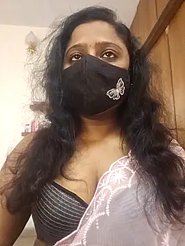 Snapshot of sexynayan23 chatting on September 9, 2025, 4:45 am sexynayan23 online show from September 9, 2025, 4:45 am