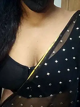 Snapshot of sexynayan23 chatting on October 3, 2025, 12:13 pm sexynayan23 online show from October 3, 2025, 12:13 pm