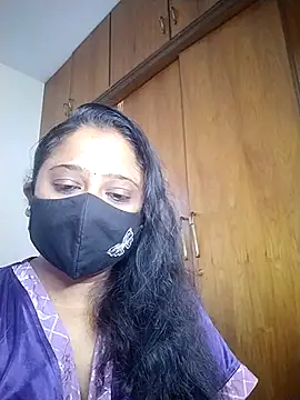 Snapshot of sexynayan23 chatting on December 1, 2025, 4:39 am sexynayan23 online show from December 1, 2025, 4:39 am