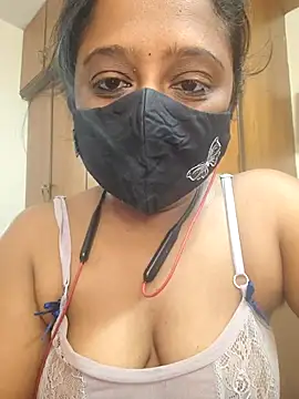 sexynayan23 online show from April 26, 2026, 5:49 am