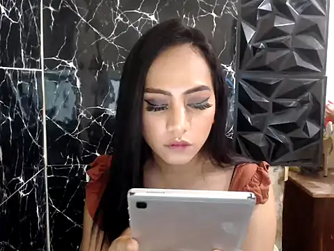 Snapshot of MissKeanna chatting on February 11, 2025, 6:40 am MissKeanna online show from February 11, 2025, 6:40 am