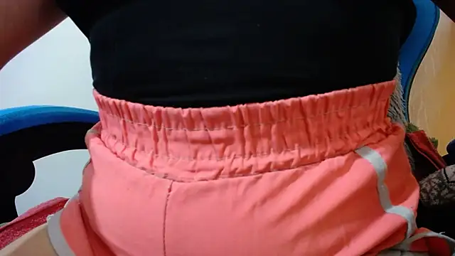 klylls squirt  online show from December 1, 2025, 7:41 pm