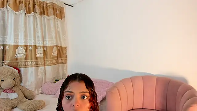 ValienteGirl  online show from January 4, 2025, 4:55 am