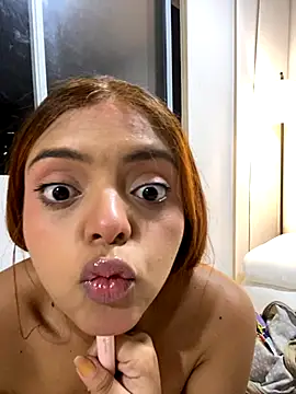 ValienteGirl  online show from November 10, 2025, 2:54 am