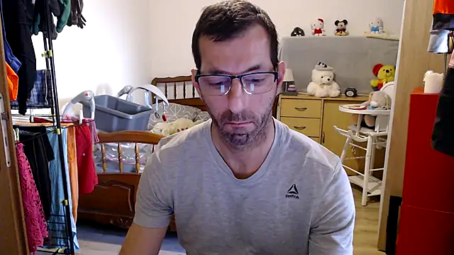 steph19x5 online show from January 12, 2025, 10:45 am