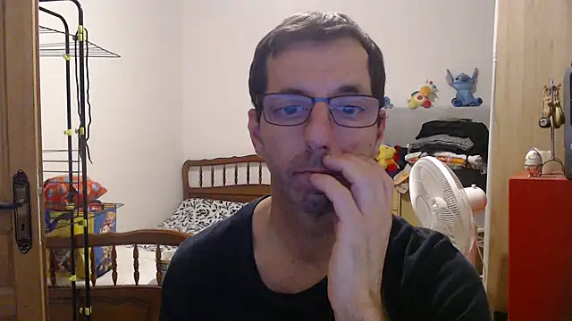 steph19x5 online show from November 10, 2025, 4:50 pm