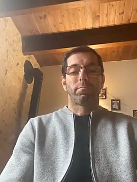 steph19x5 online show from November 16, 2025, 8:53 am