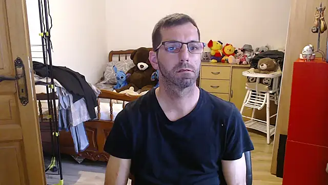 steph19x5 online show from March 4, 2026, 5:08 pm