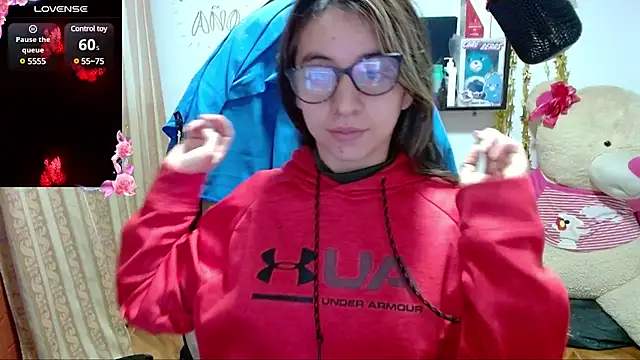 Snapshot of Maggie_Fox3 chatting on January 4, 2025, 3:29 am Maggie Fox3 online show from January 4, 2025, 3:29 am