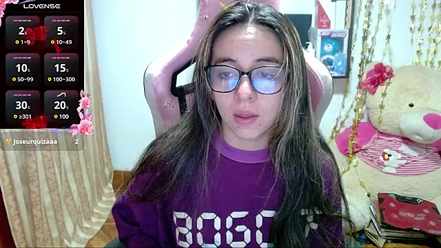 Snapshot of Maggie_Fox3 chatting on January 30, 2025, 1:22 am Maggie Fox3 online show from January 30, 2025, 1:22 am