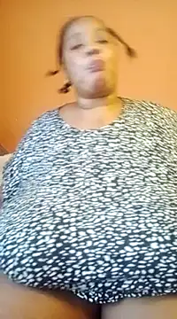 Snapshot of Lovelyboobs01 chatting on February 16, 2025, 1:49 pm Lovelyboobs01 online show from February 16, 2025, 1:49 pm