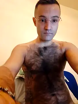 enricso online show from October 15, 2025, 10:37 am