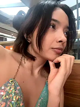 Irina Grant online show from December 6, 2024, 8:40 pm