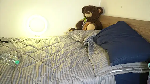 Irina Grant online show from February 21, 2025, 1:55 am