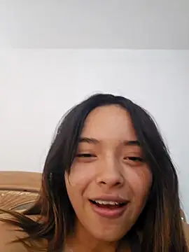 Irina Grant online show from September 30, 2025, 1:43 am