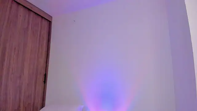 Cheerry1 online show from January 13, 2026, 11:10 pm