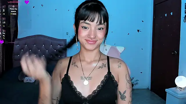 Lizzie corner v online show from January 10, 2025, 2:45 pm