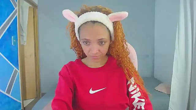 SexyLeilaa online show from December 10, 2024, 1:00 am