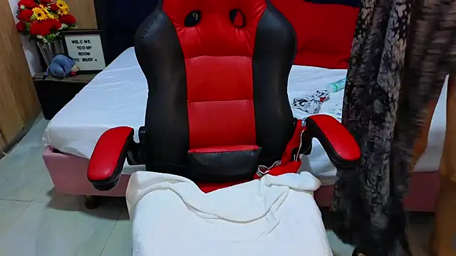 SexyLeilaa online show from February 20, 2025, 5:12 am