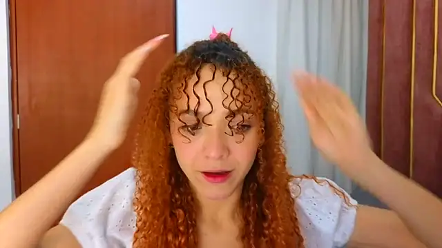 SexyLeilaa online show from September 9, 2025, 2:22 am