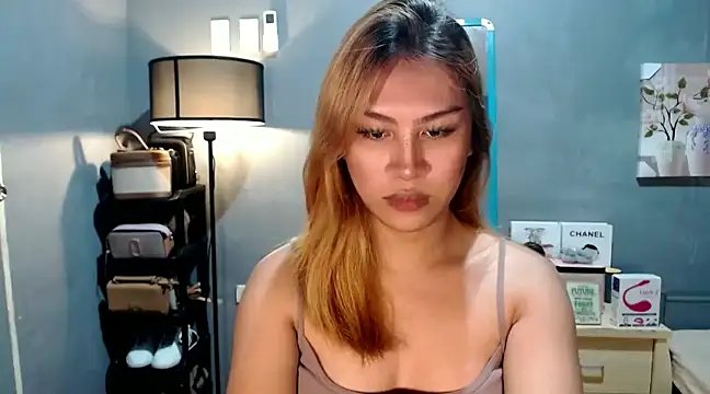 luxxy grand online show from February 9, 2025, 6:37 pm