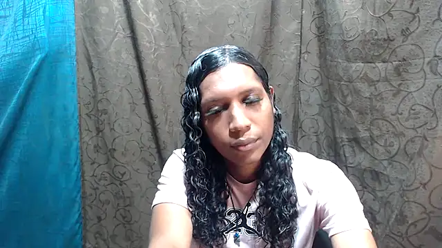 shairaStarr online show from October 19, 2025, 6:47 am