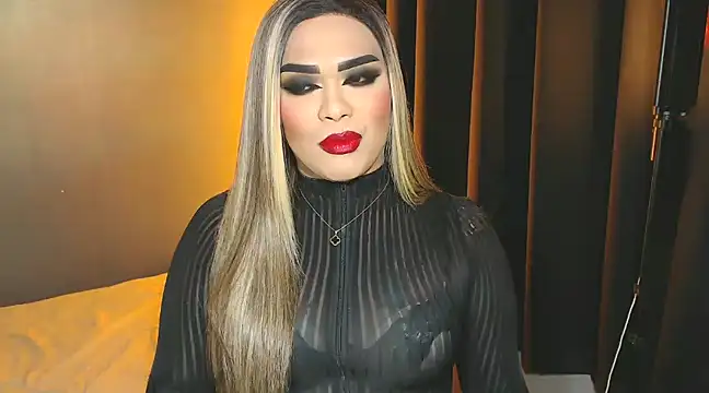 VictoriaEliz online show from February 12, 2025, 6:51 pm