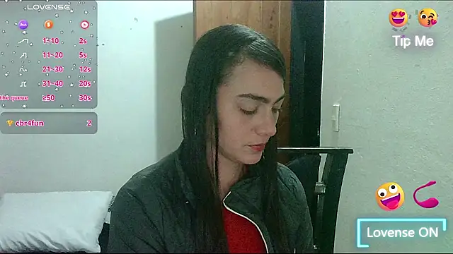 elizka 00 online show from May 13, 2026, 2:42 am