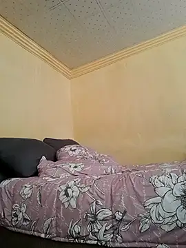 SweetAppleCandyxx online show from December 5, 2025, 7:50 am