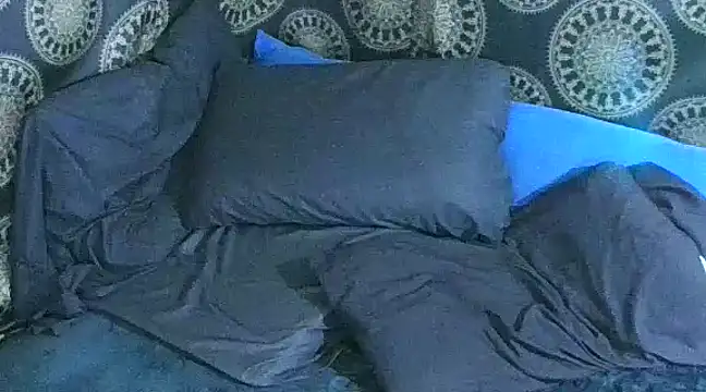 LunaRai online show from December 24, 2024, 2:21 am