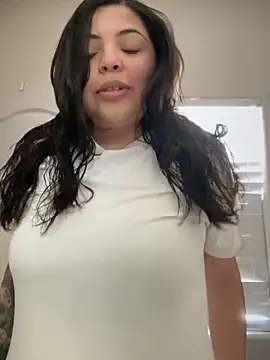 drizzypeach602 online show from February 24, 2025, 7:52 pm