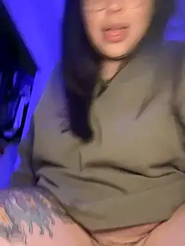 drizzypeach602 online show from March 7, 2025, 8:34 am