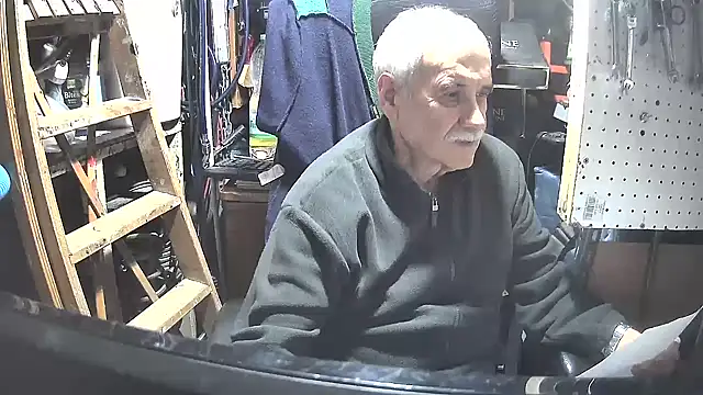 nonnomaturobisex online show from March 18, 2025, 7:30 am