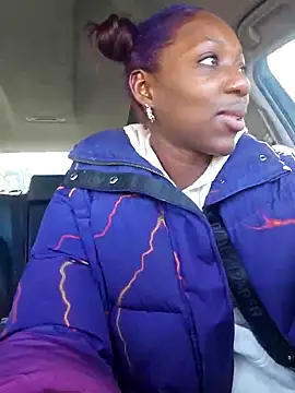 Snapshot of oliviaprettypussy chatting on November 10, 2025, 4:17 pm oliviaprettypussy online show from November 10, 2025, 4:17 pm