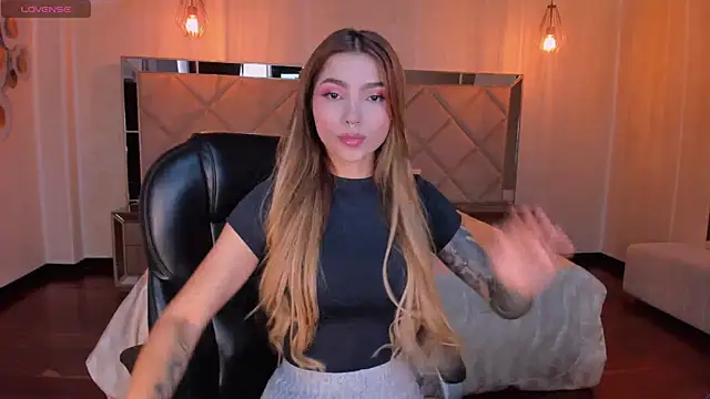 LexieWayne online show from December 26, 2024, 7:38 pm