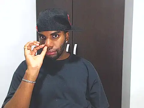 Rene hotman online show from March 13, 2025, 1:21 am