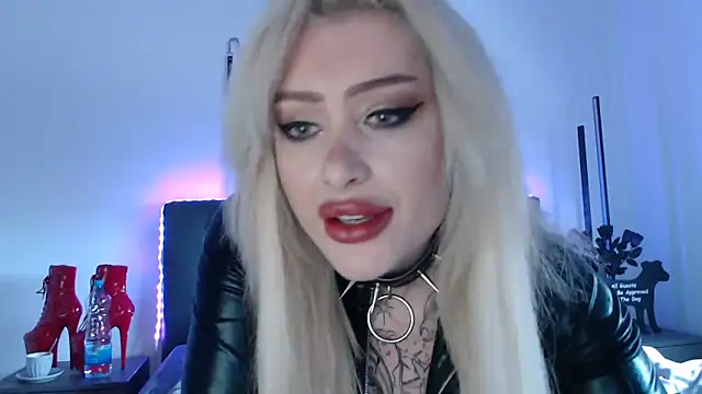 Snapshot of JennaLinn chatting on January 5, 2025, 11:04 am JennaLinn online show from January 5, 2025, 11:04 am