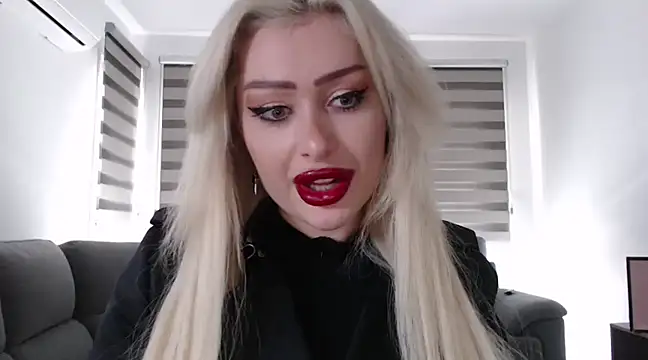 Snapshot of JennaLinn chatting on February 3, 2025, 11:42 am JennaLinn online show from February 3, 2025, 11:42 am