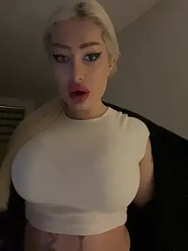 Snapshot of JennaLinn chatting on March 18, 2025, 7:31 pm JennaLinn online show from March 18, 2025, 7:31 pm