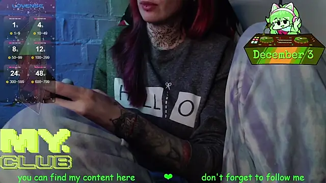 Witch Emma online show from December 3, 2025, 9:24 pm